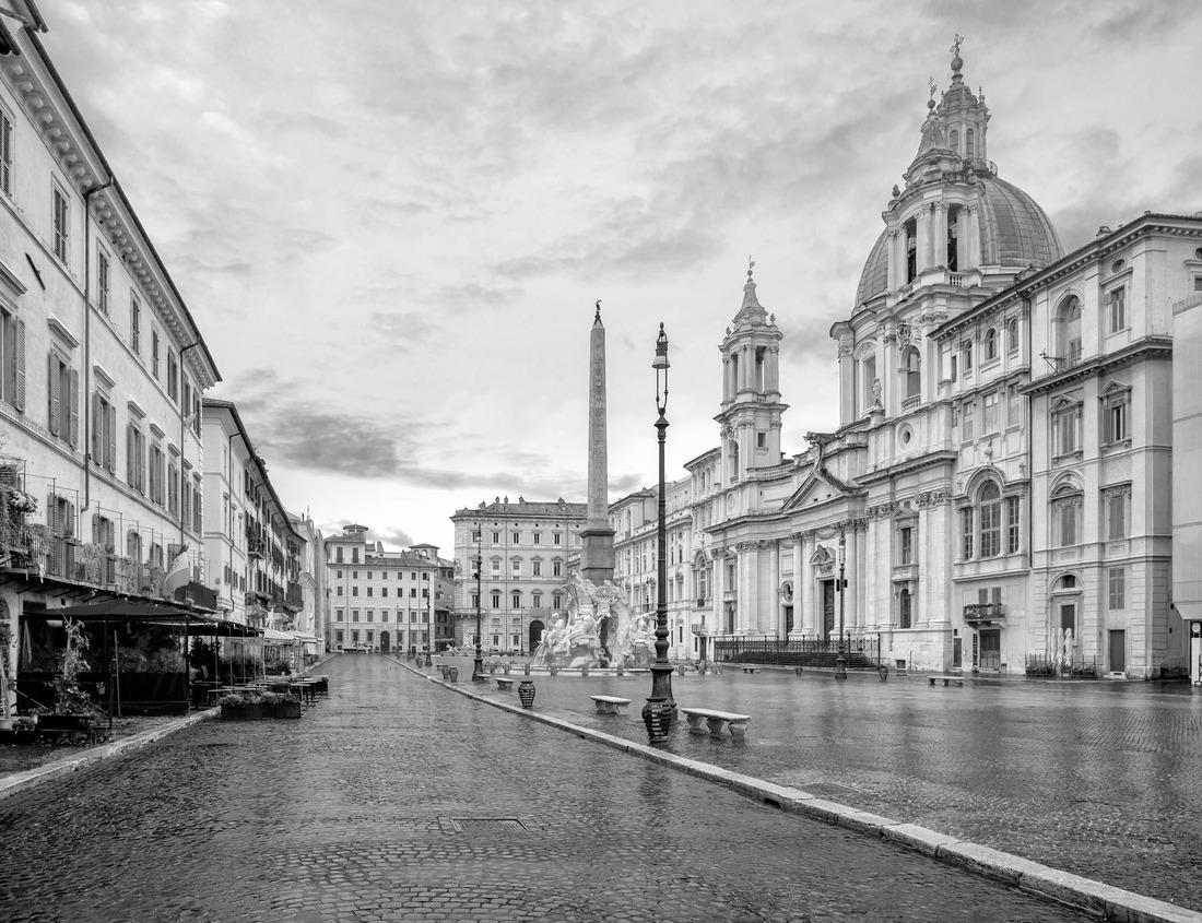 Noah Jigsaw Puzzle Ancient stone Mogador fort, Skala de la Kasbah, arch entrance at Essaouira coastal UNESCO landmark, the ramparts on the seafront in summer, ocean in background Morocco in black white 1000 pieces