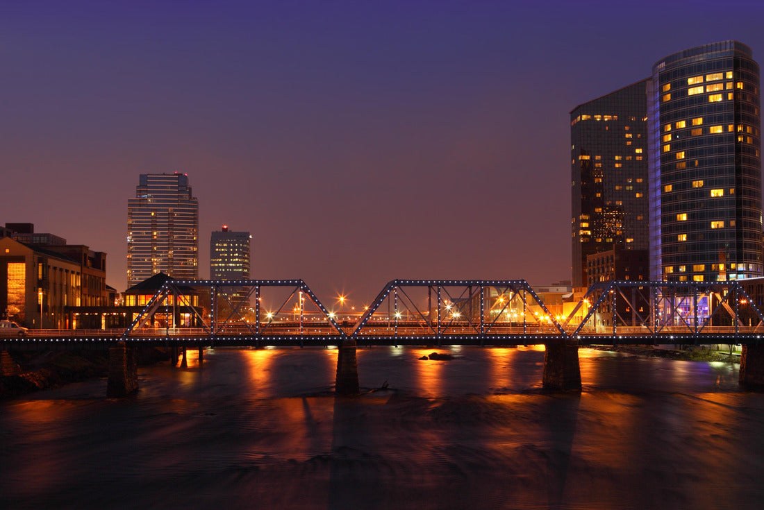 Grand Rapids City at night in Michigan USA 2000pc Puzzle