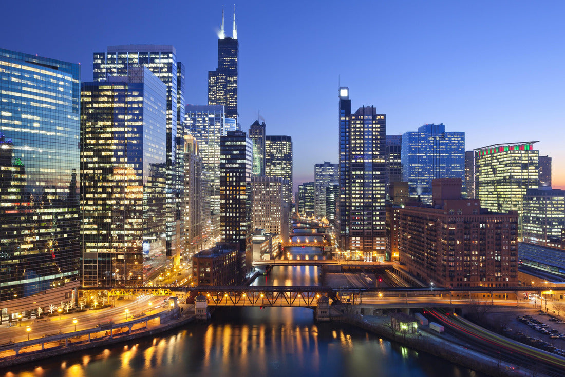 Chicago. Picture of downtown Chicago and Chicago River with bridges at sunset 2000pc Puzzle