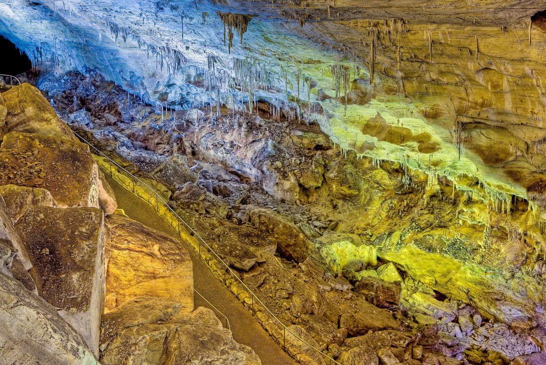 Bat Cave and Flight Path, Carlsbad Caverns, New Mexico 2000pc Puzzle