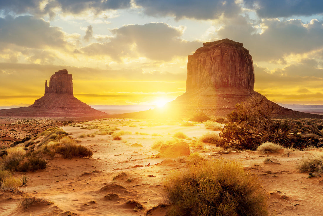 Sunset at the sisters in Monument Valley, USA 2000pc Puzzle