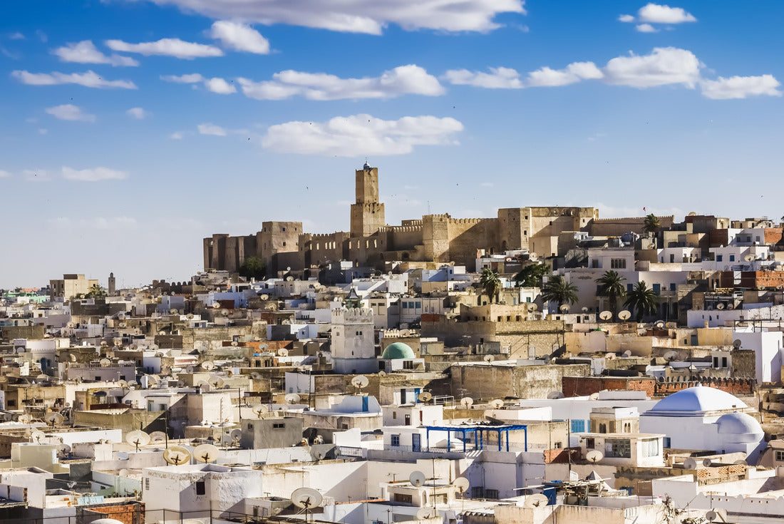 the Medina and the Kasbah castle of Tunisia in Sousse 2000pc Puzzle