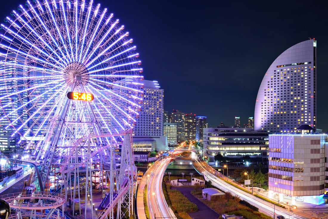 Noah Jigsaw Puzzle Yokohama, Japan skyline at Minato-mirai at night 2000 pieces