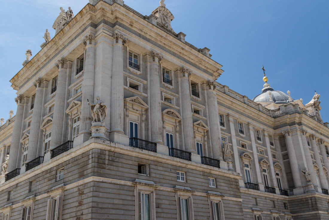 Noah Jigsaw Puzzle Royal Palace at Madrid Spain - architecture background 2000 pieces