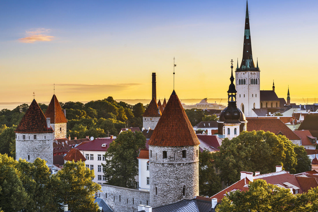 Tallinn, Estonia old city view 2000pc Puzzle