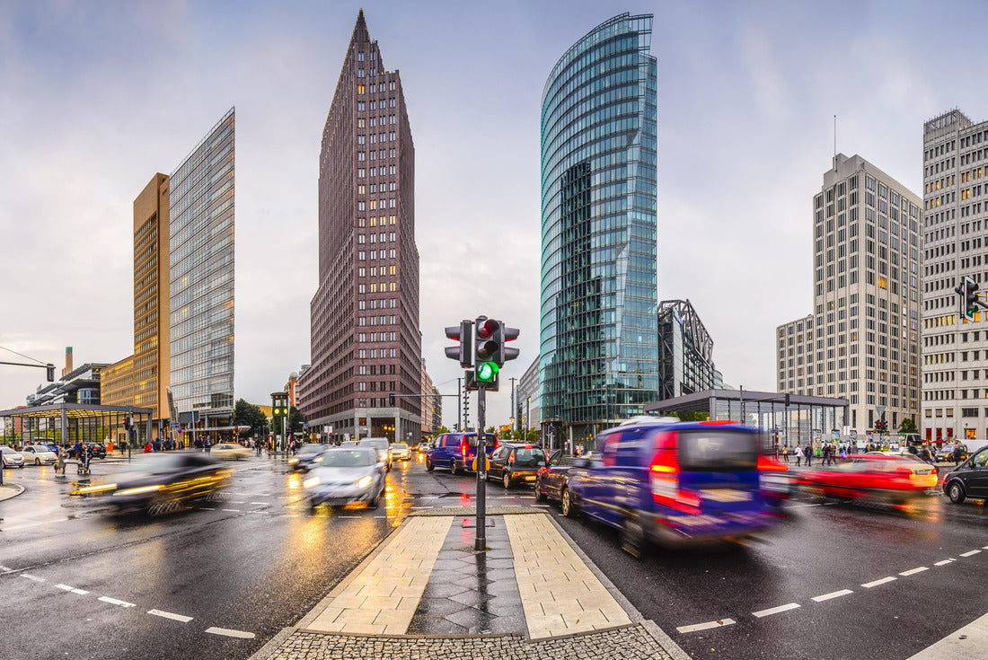 Noah Jigsaw Puzzle Berlin, Germany city skyline at the Potsdamer platz financial district 2000 pieces