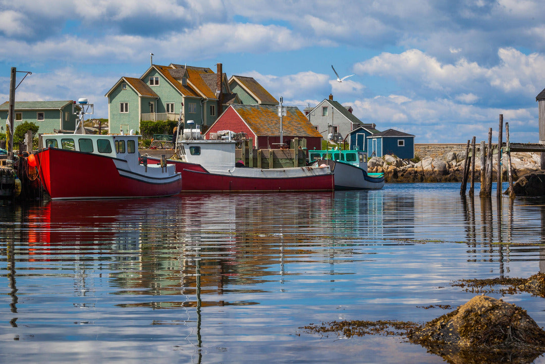Summer view of the fishing cottages and harbor at Peggy's Cove, Nova Scotia, Canada 2000pc Puzzle