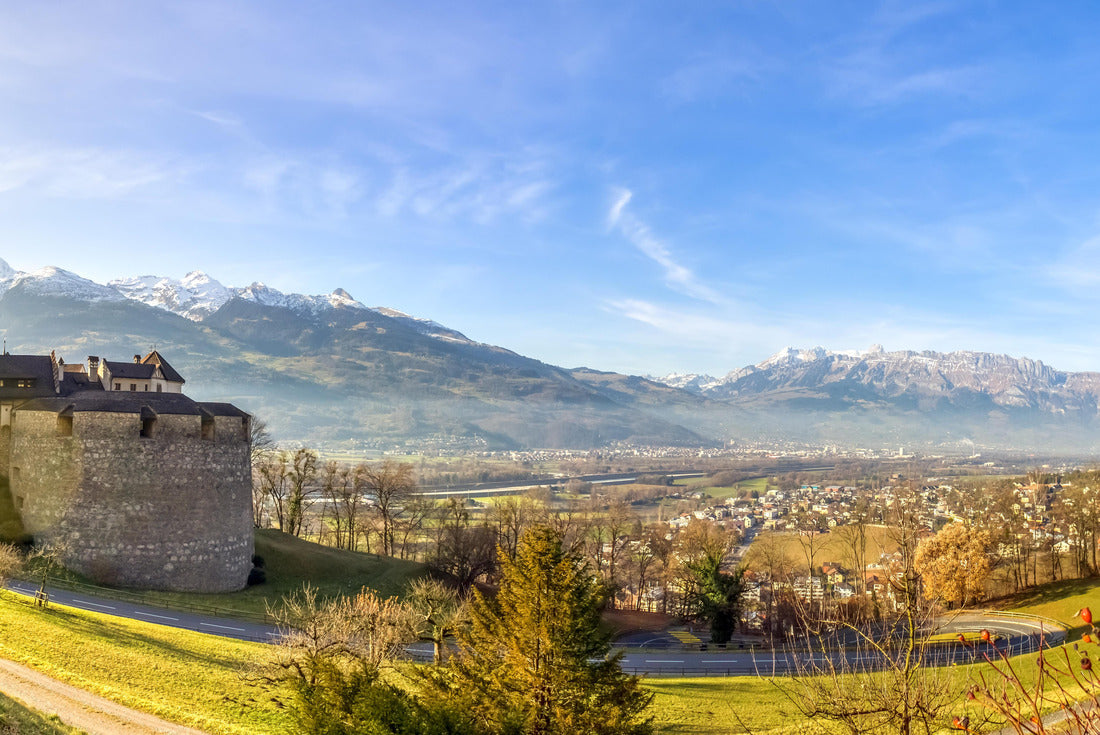 Lichtenstein, Vaduz, Castle 2000pc Puzzle