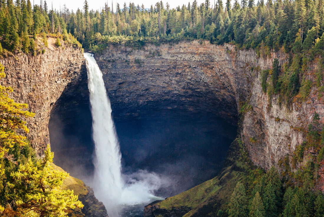 Helmcken Falls is a 141 m long waterfall on the Murtle River in Wells Grey Provincial Park in British Columbia, Canada 2000pc Puzzle