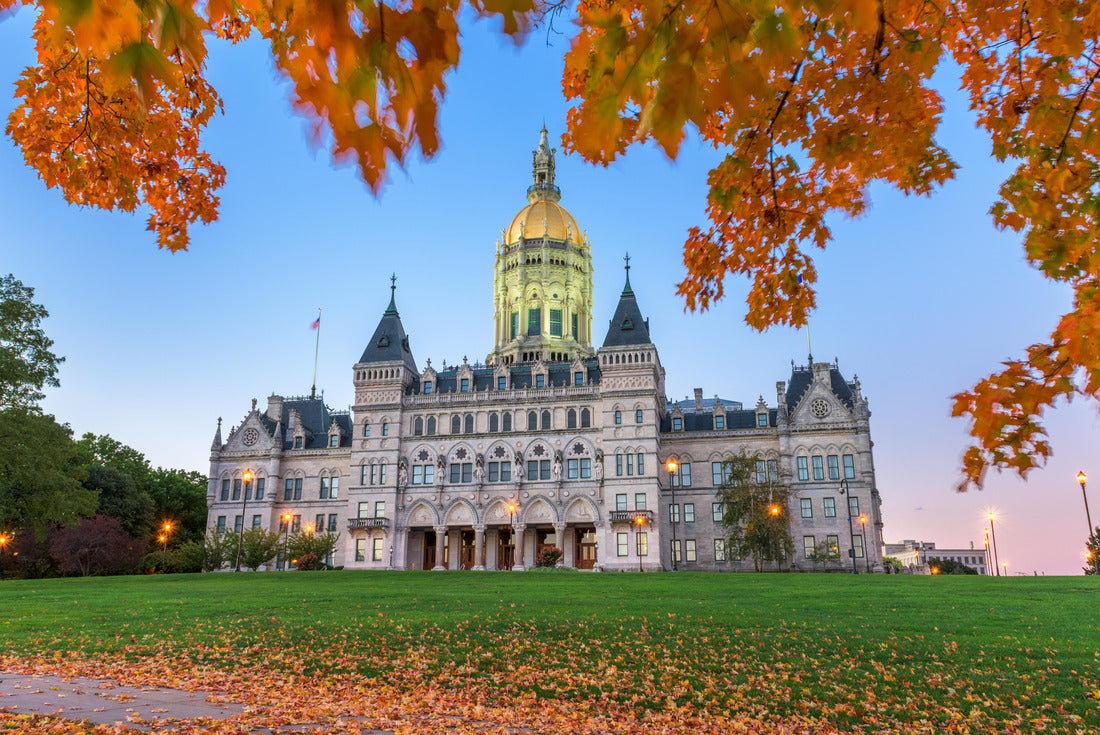 Connecticut State Capitol in Hartford, Connecticut, USA in the fall 2000pc Puzzle