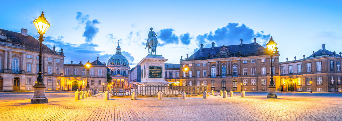 Noah Jigsaw Puzzle Palace Amalienborg in Copenhagen, Denmark panorama 1000 pieces