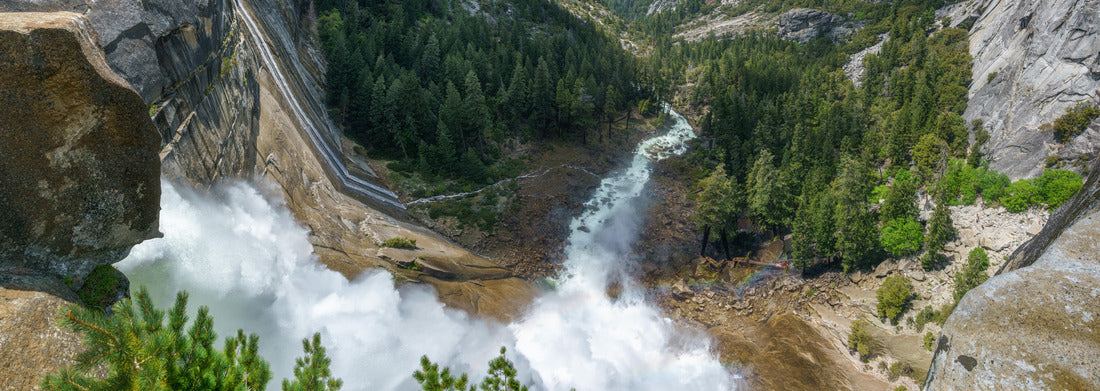 Noah Jigsaw Puzzle Nevada falls in Yosemite national park in California, USA panorama 1000 pieces