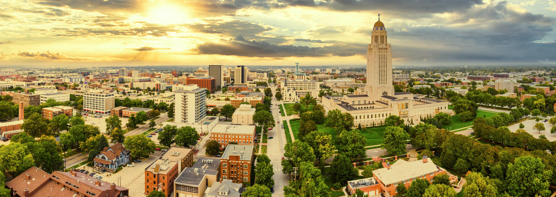 Noah Jigsaw Puzzle Lincoln, Nebraska under a dramatic sunset. Lincoln is the capital city of the U.S. state of Nebraska and the county seat of Lancaster County panorama 1000 pieces