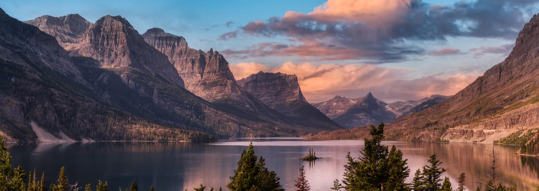 Noah Jigsaw Puzzle Beautiful Panoramic View of a Glacier Lake with American Rocky Mountain Landscape in the background. Dramatic Colorful Sunrise Sky. Taken in Glacier National Park, Montana, United States panorama 1000 pieces