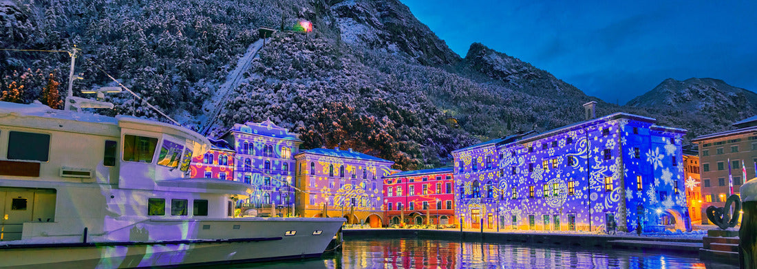 Noah Jigsaw Puzzle Beautiful view of Riva del Garda on a winter day with lots of snow, overlooking the beautiful Lake Garda in a snowy day, surrounded by mountains, Trentino Alto Adige region panorama 1000 pieces