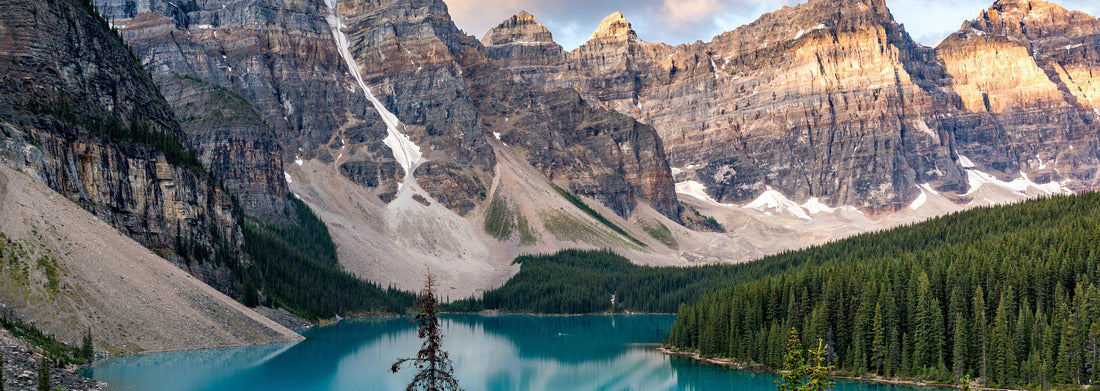 Noah Jigsaw Puzzle Moraine Lake at sunrise, Banff. Canadian Rockies, Alberta, Canada panorama 1000 pieces