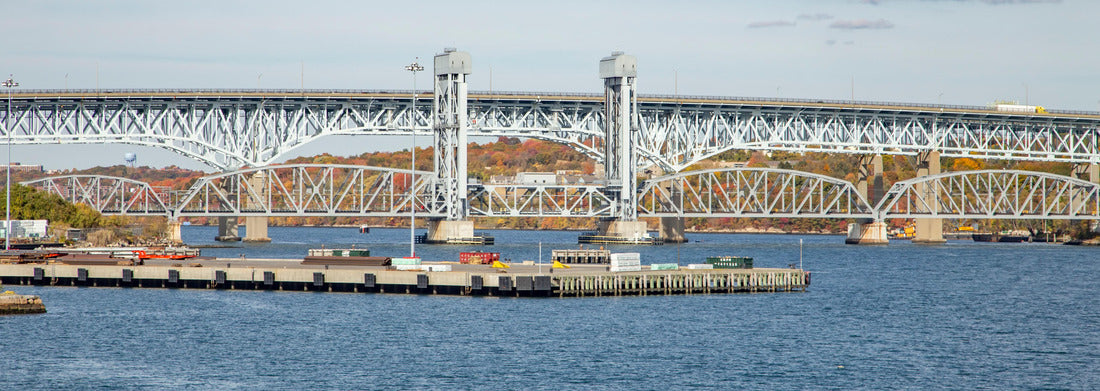Noah Jigsaw Puzzle View of New London with railroad bridge from the sea panorama 1000 pieces