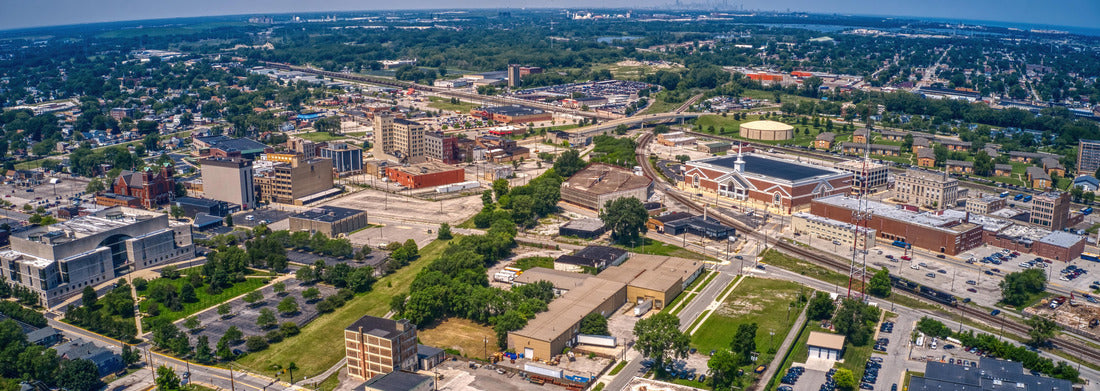 Noah Jigsaw Puzzle Hammond, Indiana during Summer panorama 1000 pieces
