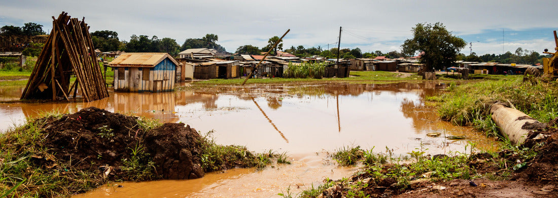 Noah Jigsaw Puzzle Rainy season in Lira Uganda panorama 1000 pieces
