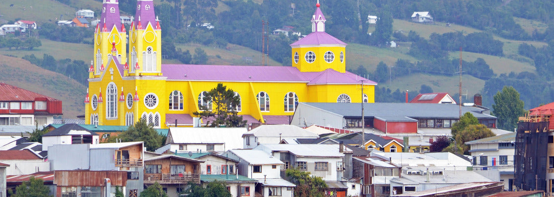 Noah Jigsaw Puzzle The San Francisco Church in Castro, Chile, painted in bright yellow and purple, is a magnificent landmark panorama 1000 pieces