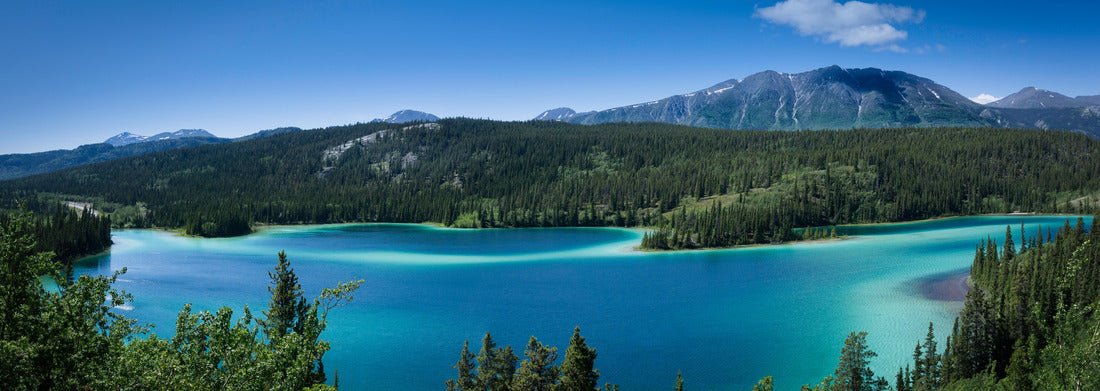 Noah Jigsaw Puzzle Panorama of Lake Edward, illustrating the clarity of the water. Located in the Yukon Territory of Canada panorama 1000 pieces