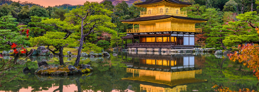 Noah Jigsaw Puzzle Kyoto, Japan at Kinkaku-ji, The Temple of the Golden Pavilion at dusk panorama 1000 pieces