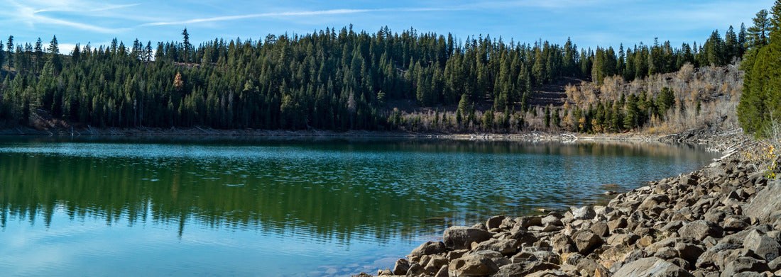 Noah Jigsaw Puzzle Crater Lake near Susanville, California in the Lassen National Forest panorama 1000 pieces
