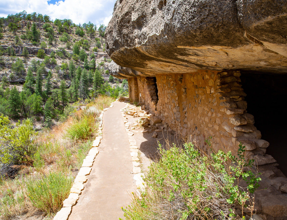Noah Jigsaw Puzzle Indian ruins in Walnut Canyon National Monument, Arizona, USA 1000 pieces