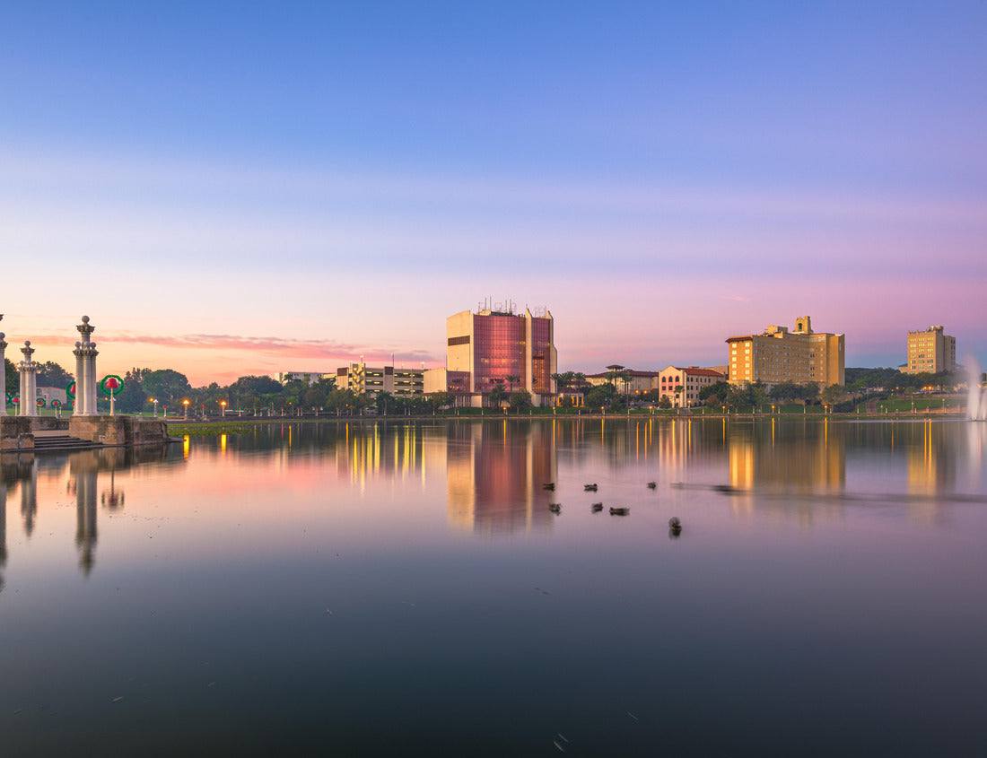 Noah Jigsaw Puzzle Lakeland, Florida, USA Downtown cityscape by the lake at dusk 1000 pieces