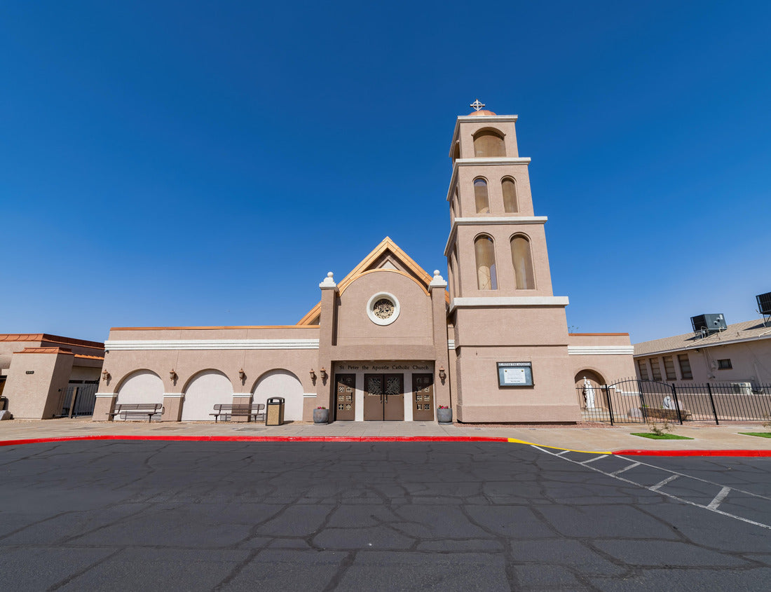 Noah Jigsaw Puzzle Sunny view of the St Peter the Apostle church at Henderson, Nevada 1000 pieces
