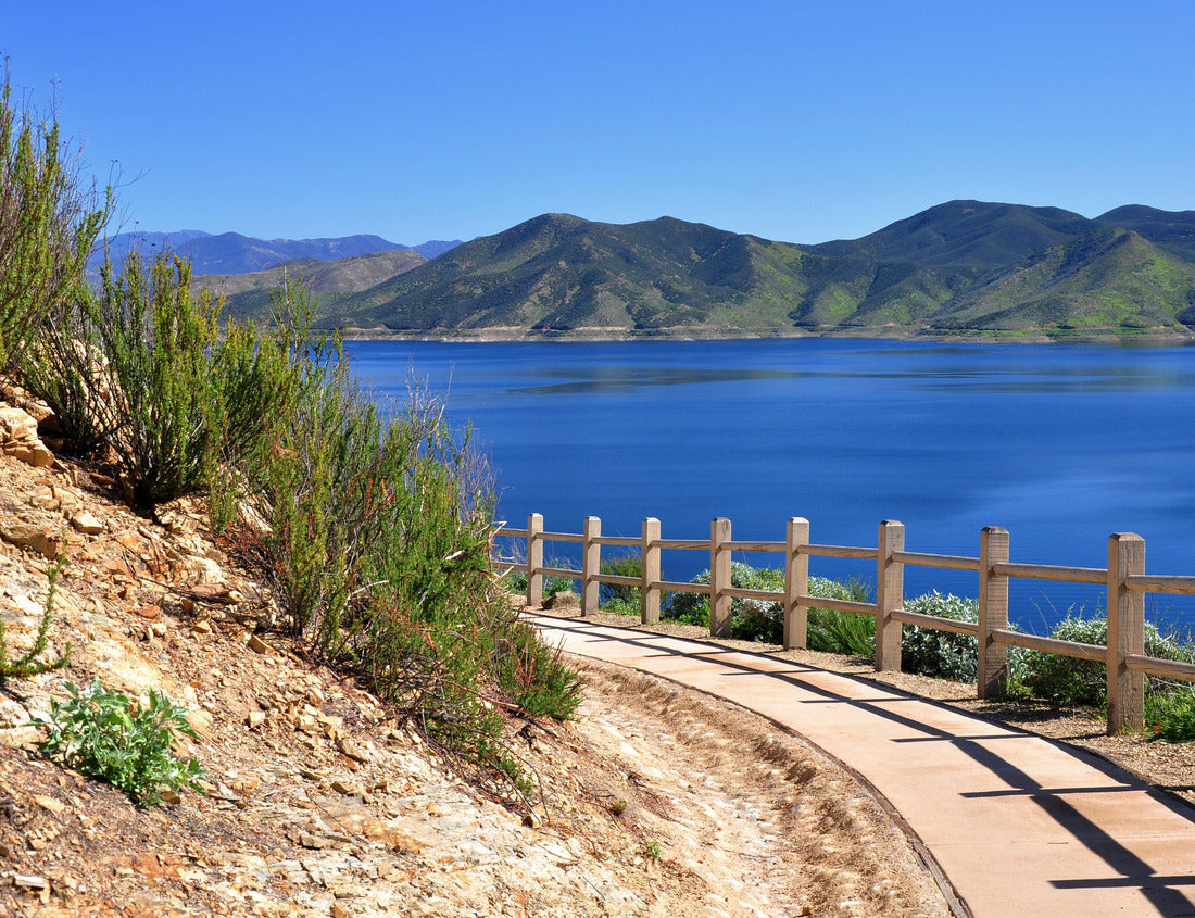Noah Jigsaw Puzzle View of Diamond Valley Lake as seen from a hiking path in Hemet, California 1000 pieces