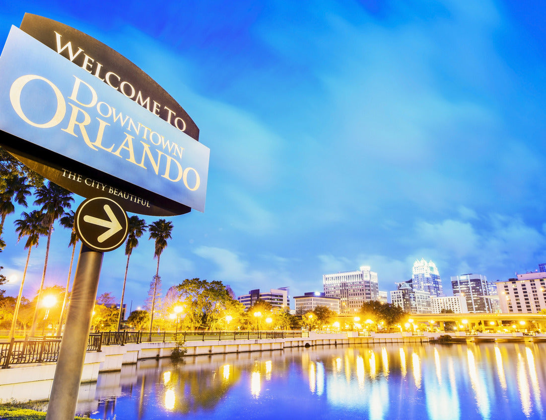 Noah Jigsaw Puzzle Downtown Orlando. City skyline. Located in Lake Eola Park, Orlando, Florida, USA 1000 pieces