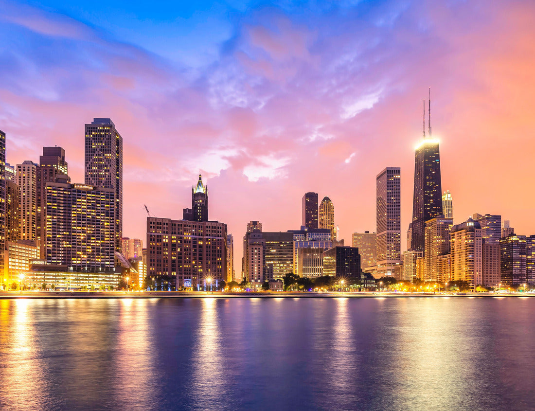 Noah Jigsaw Puzzle Chicago downtown at night with warm colored sky. City lights reflected in Lake Michigan 1000 pieces