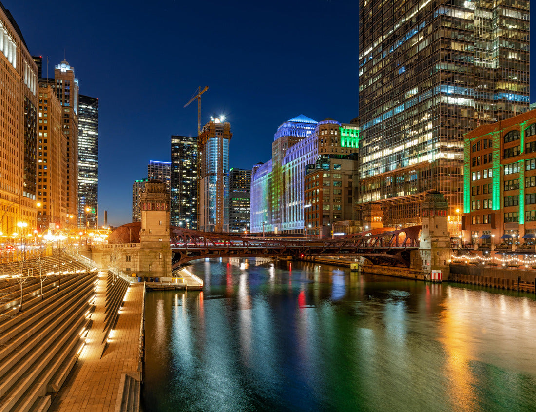 Noah Jigsaw Puzzle Scene of Chicago riverfront cityscape at dusk, USA downtown skyline, Illinois, United States 1000 pieces