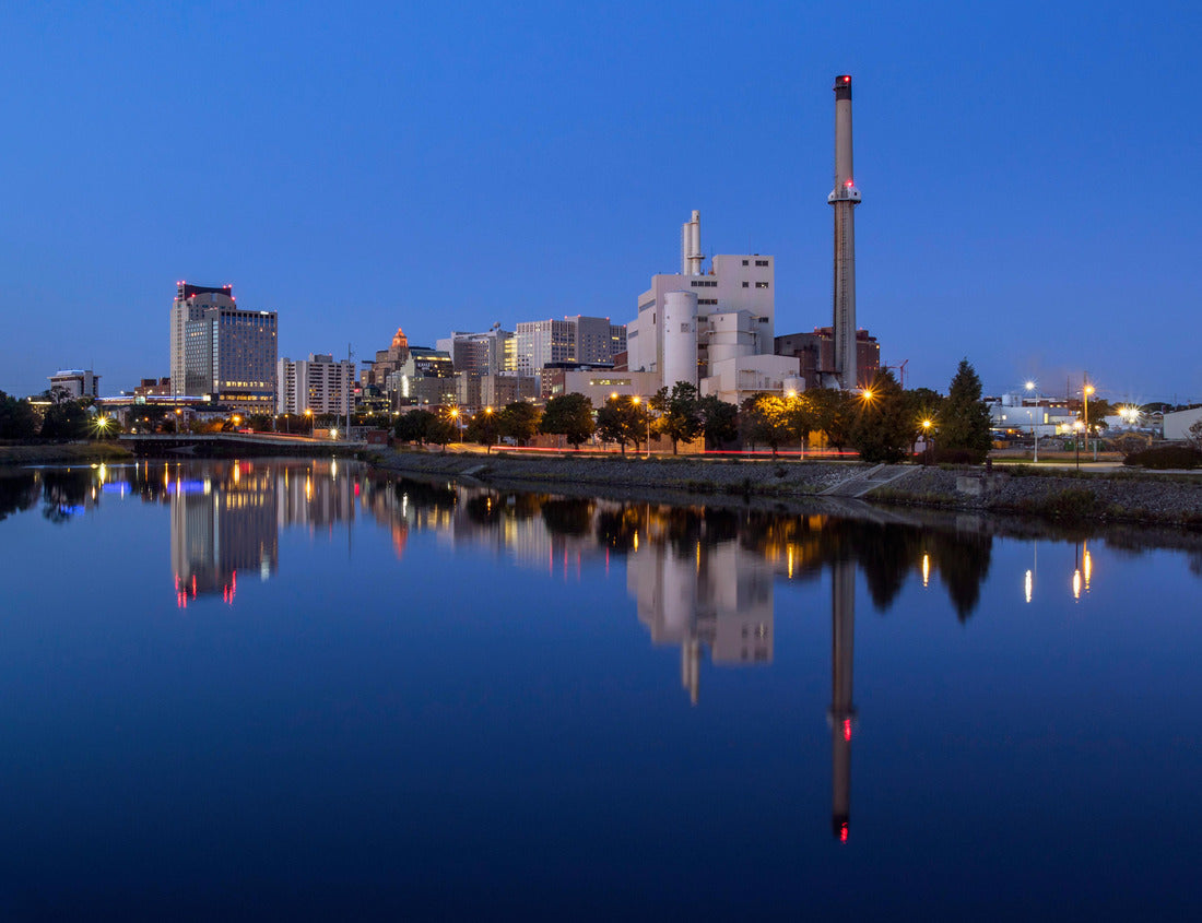 Noah Jigsaw Puzzle A Morning Blue Hour Shot of the Rochester, Minnesota Cityscape Reflecting in a Calm Silver Lake 1000 pieces