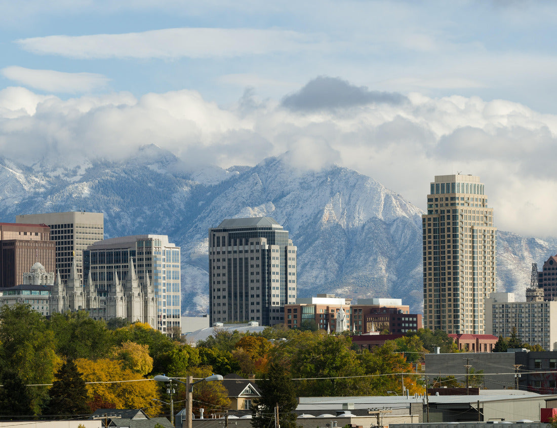 Noah Jigsaw Puzzle Downtown city skyline of Salt Lake City, Utah, the Wasatch mountains in the background in autumn 1000 pieces