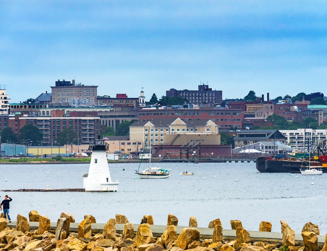 Noah Jigsaw Puzzle Breakwater Entrance Lightouse New Bedford Harbor Sailboats Buzzards Bay Massachusetts United States 1000 pieces