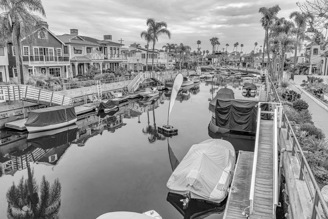 Noah Jigsaw Puzzle Boat docks and stairs at a calm canal in Long beach California neighborhood in black white 2000 pieces