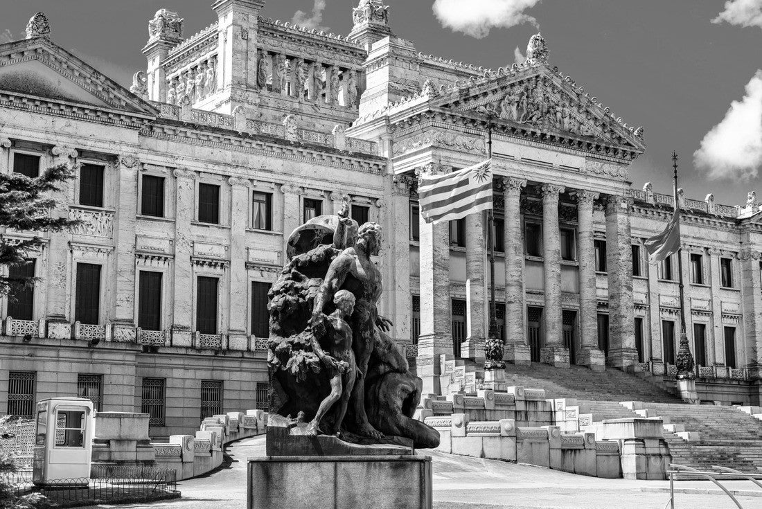 Legislative Palace Uruguay, a monumental building in Montevideo 2000pc PuzzleBlack and White