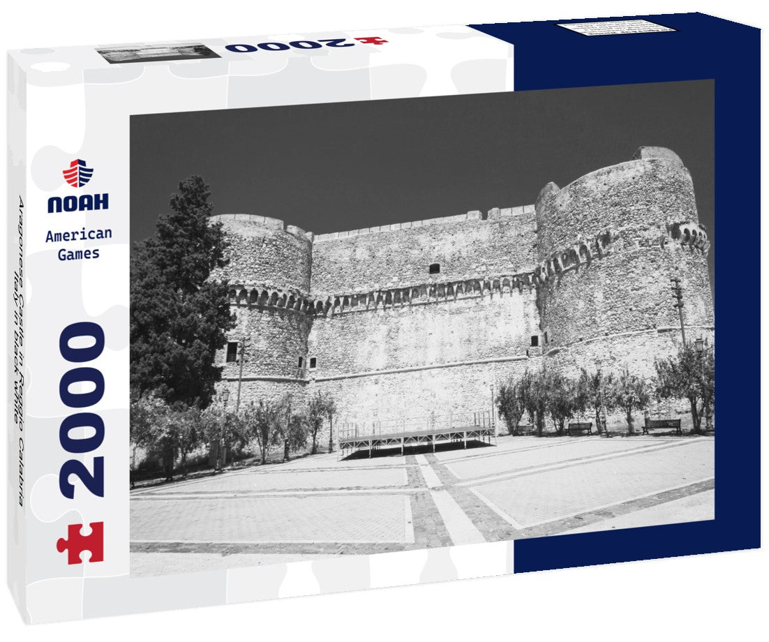 Aragonese Castle in Reggio Calabria, Italy 2000pc PuzzleBlack and White