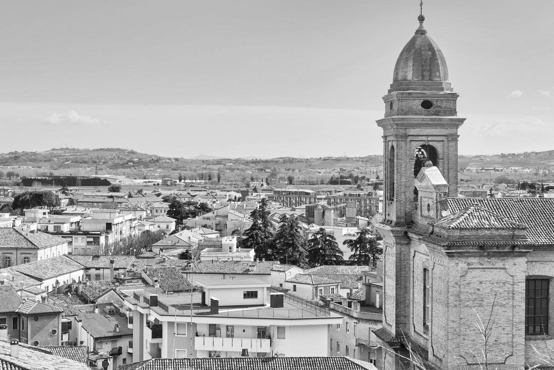 the town of Santarcangelo di Romagna, in the province of Rimini, Italy 2000pc PuzzleBlack and White