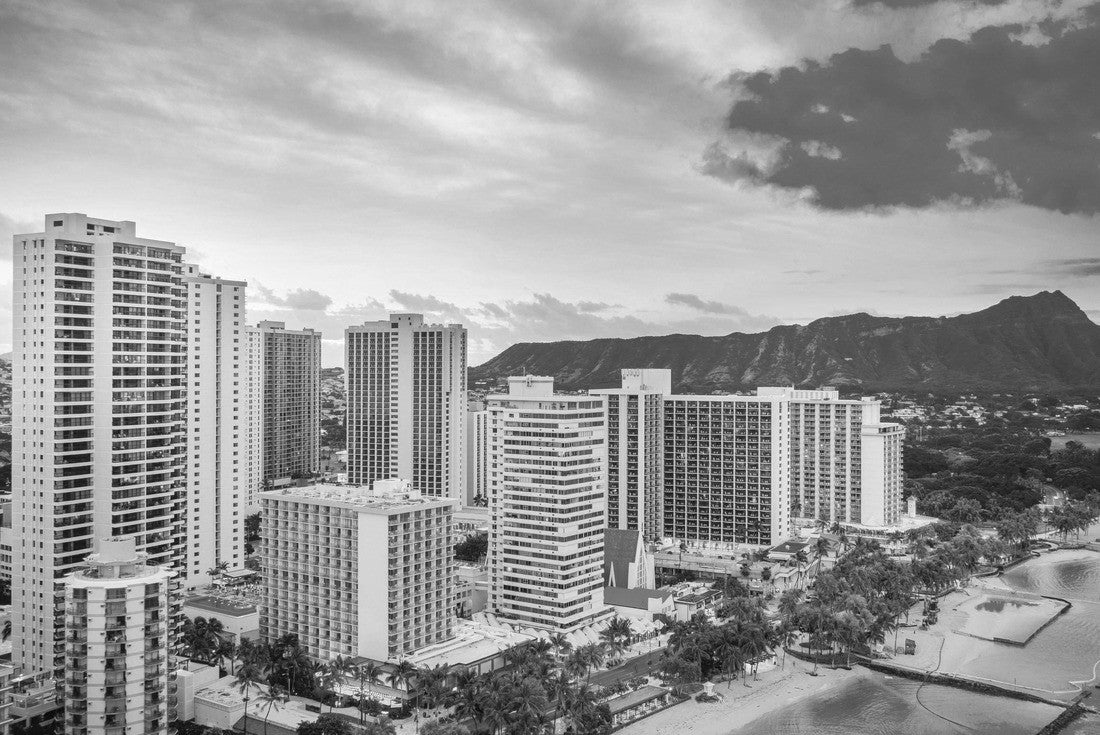 Noah Jigsaw Puzzle Waikiki sunrise behind Diamond Head crater in Honolulu Hawaii on O'ahu, aerial shot of a Hawaiian beach at sunrise in black white 2000 pieces