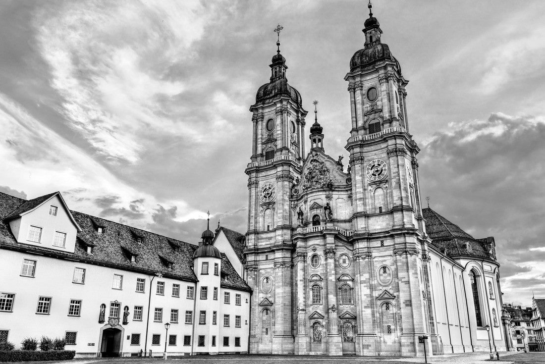 The Abbey of Saint Gall Cathedral in St. Gallen. UNESCO World Heritage Site in Switzerland 2000pc PuzzleBlack and White