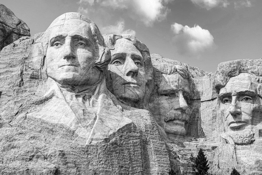 Mt. Rushmore National Memorial Park in South Dakota. Mount Rushmore National Memorial is centered on a colossal sculpture carved into the granite in the Black Hills in Keystone, South Dakota 2000pc PuzzleBlack and White