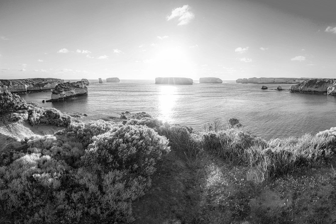 Noah Jigsaw Puzzle sunset at bay of islands, Great Ocean Road, Victoria, australia in black white 2000 pieces