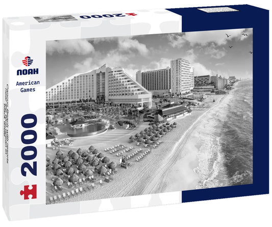Noah Jigsaw Puzzle Cancun Beach with resorts near the blue ocean in black white 2000 pieces