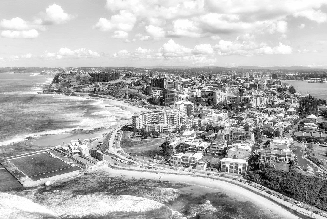 Noah Jigsaw Puzzle Panorama of Newcastle city on the hills over Hunter river and Pacific ocean with beaches, pool and surfers in black white 2000 pieces
