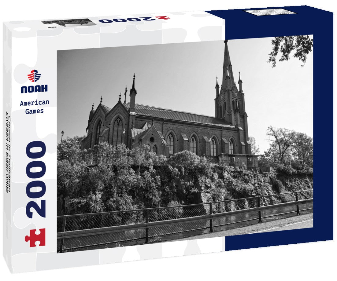 Church in Trollhättan, Sweden 2000pc PuzzleBlack and White