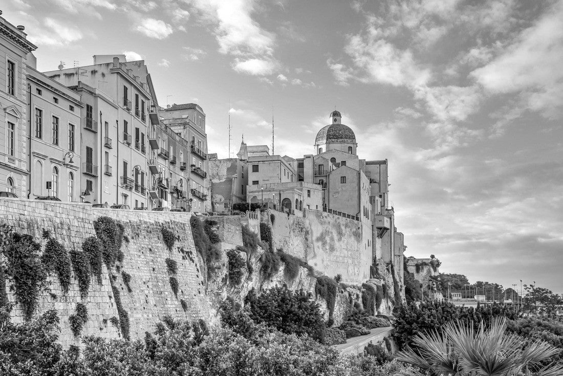 the cathedral in the historic quarter of Cagliari, Sardinia, Italy 2000pc PuzzleBlack and White
