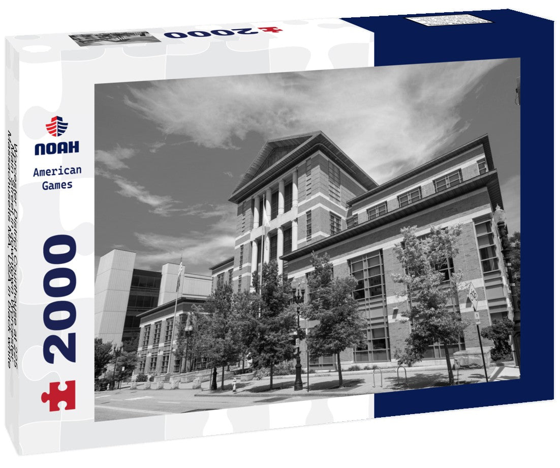 Worcester District Courthouse at 225 Main Street in downtown Worcester, Massachusetts MA, USA 2000pc PuzzleBlack and White